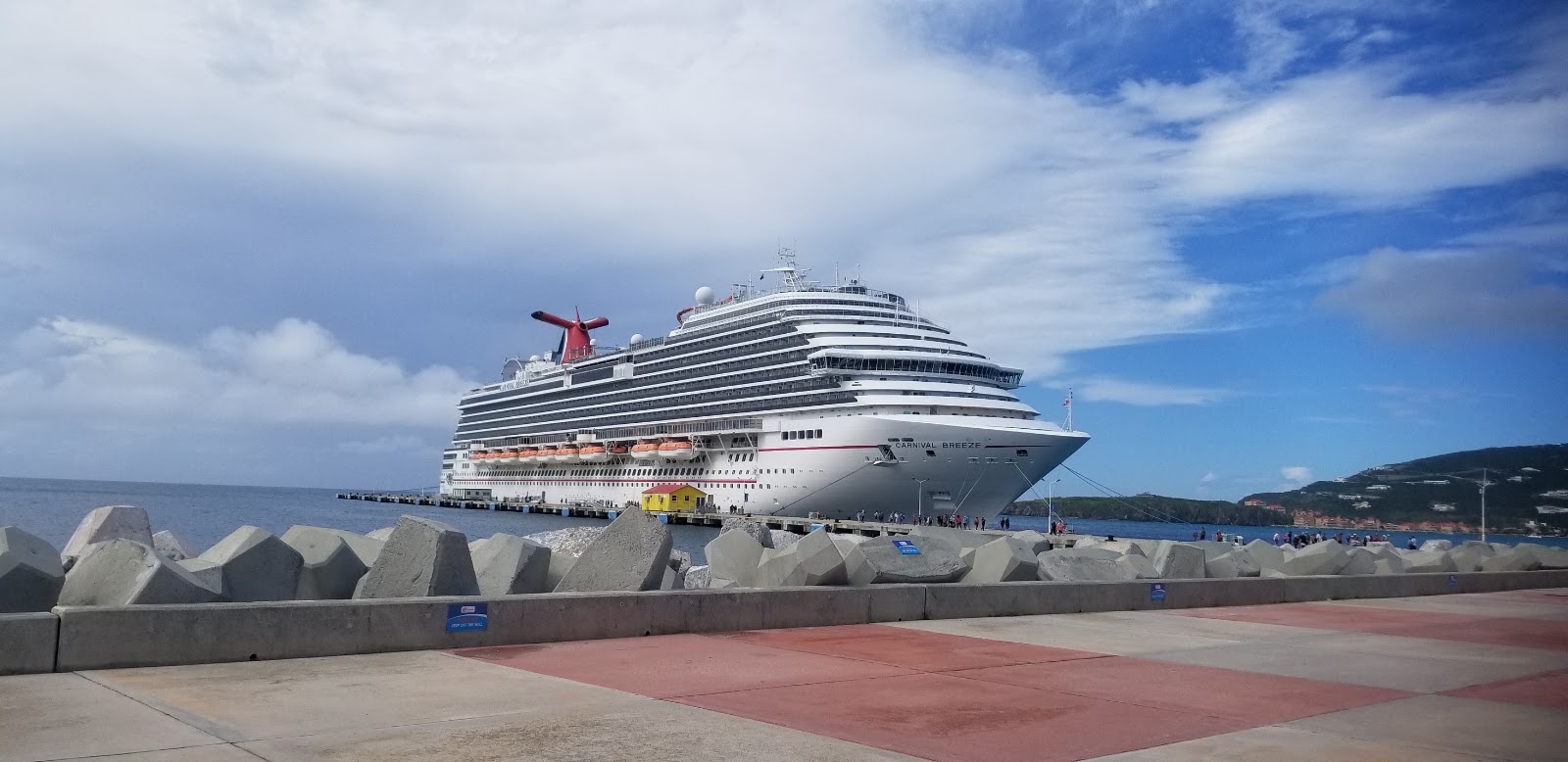 Lead image from the original R&M Carnival Breeze album