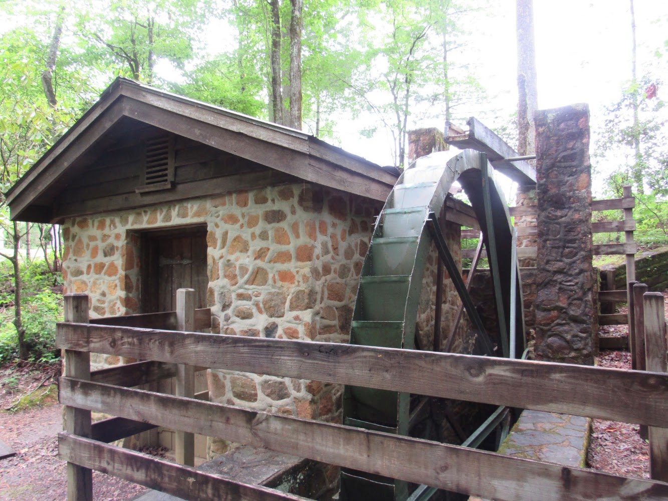 Lead image from the original R&M Oconee State Park Mountain Rest, South Carolina album