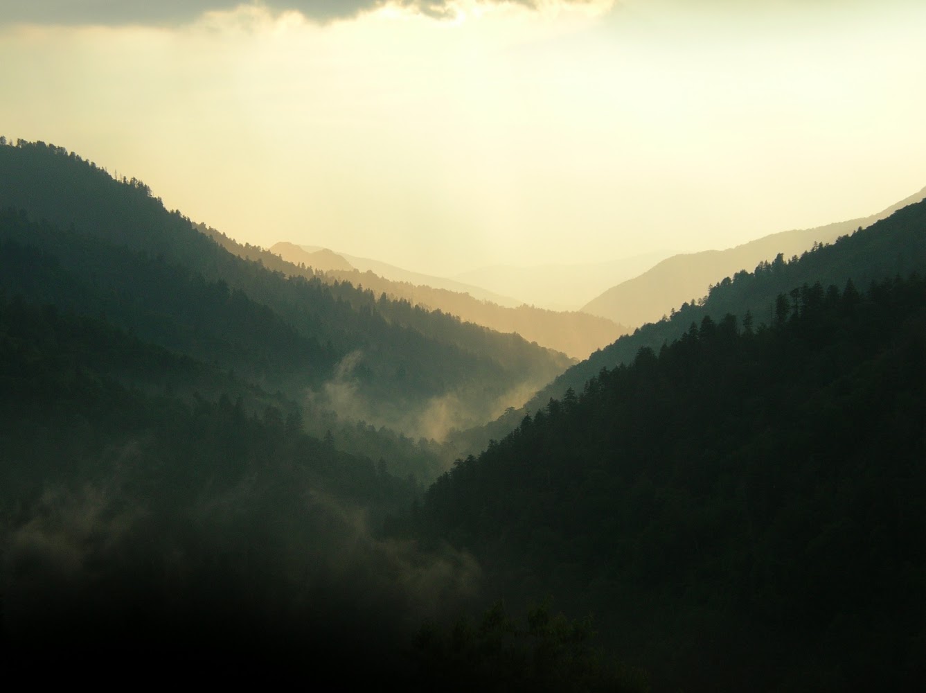 Lead image from the original R&M Old-School Gatlinburg & the Smoky Mountains album