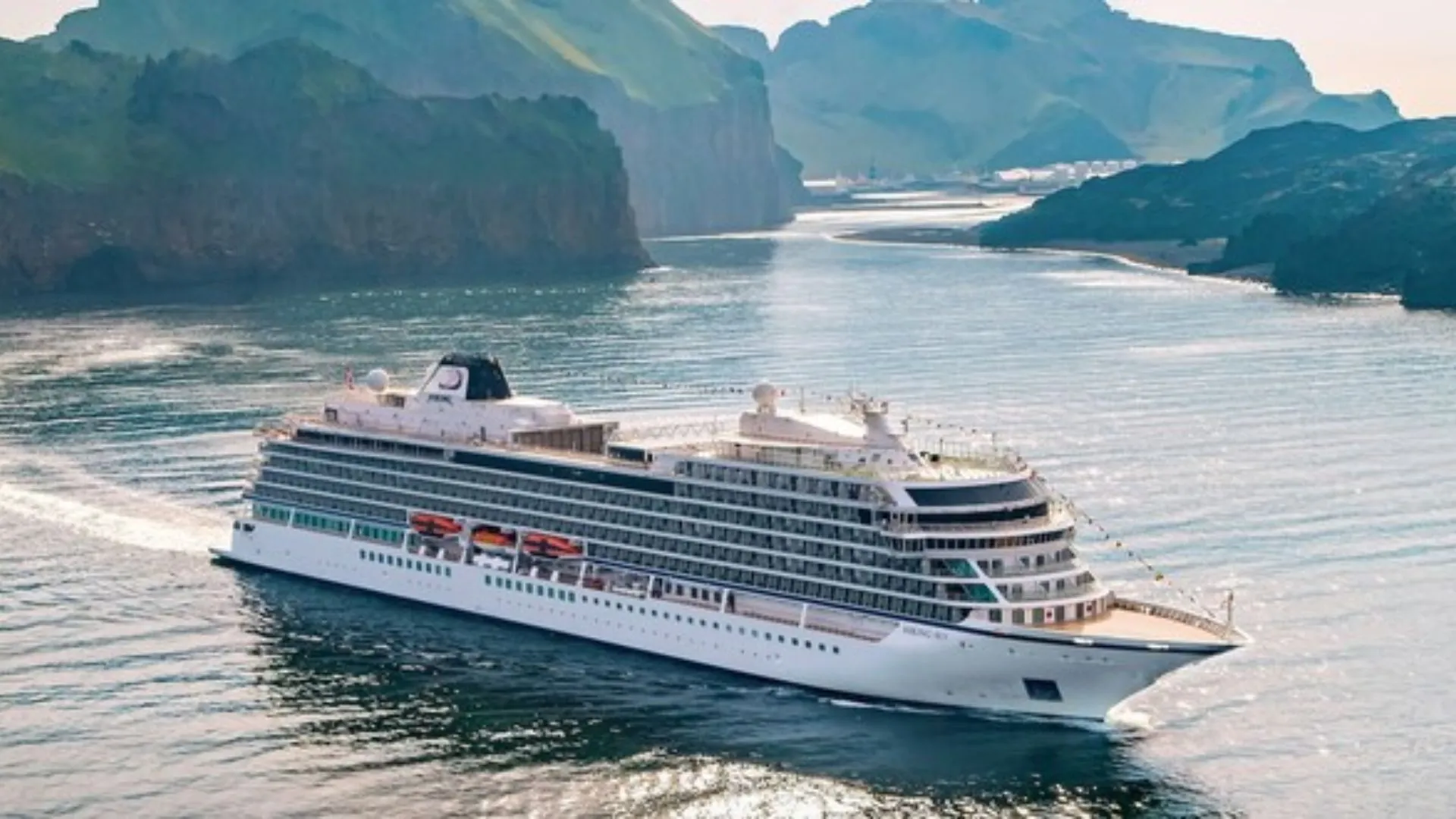 Viking Mira ocean ship